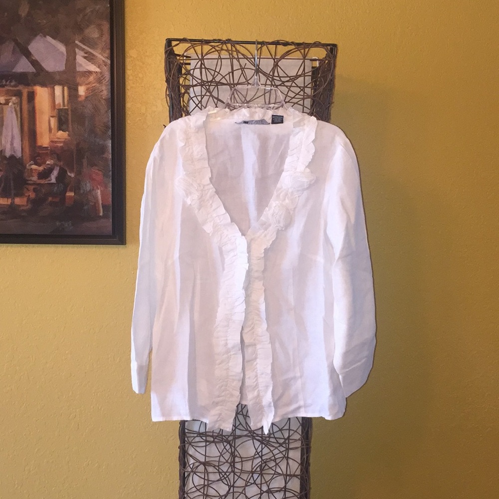 Long sleeves ruffled shirt